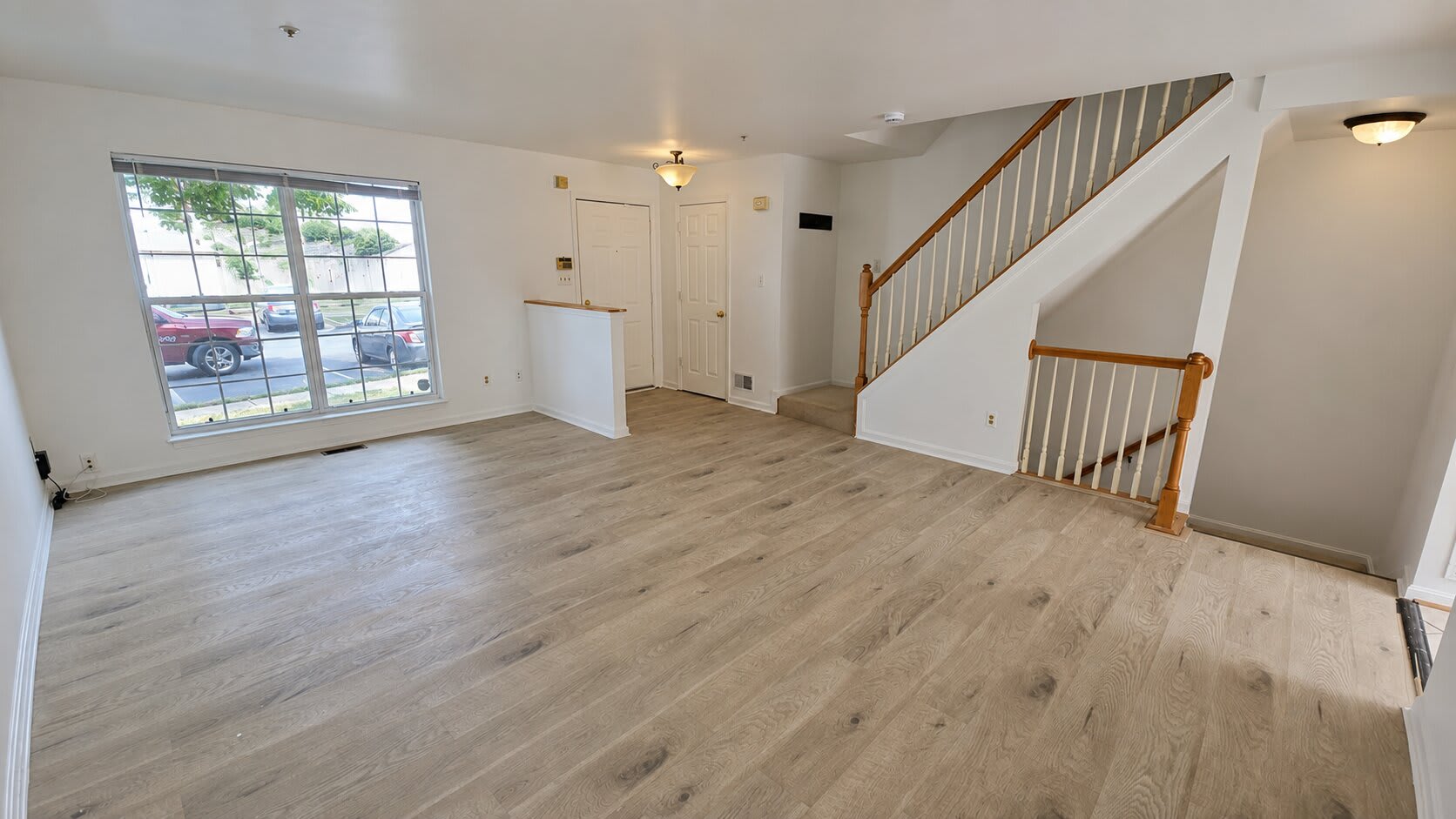 120 Royalty Cir – photo 3