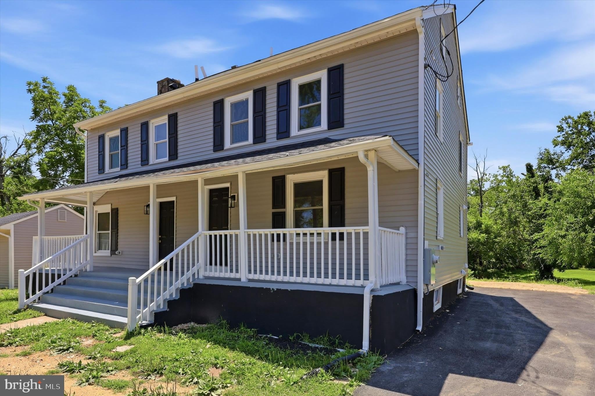 28 E MAIN Street – photo 1