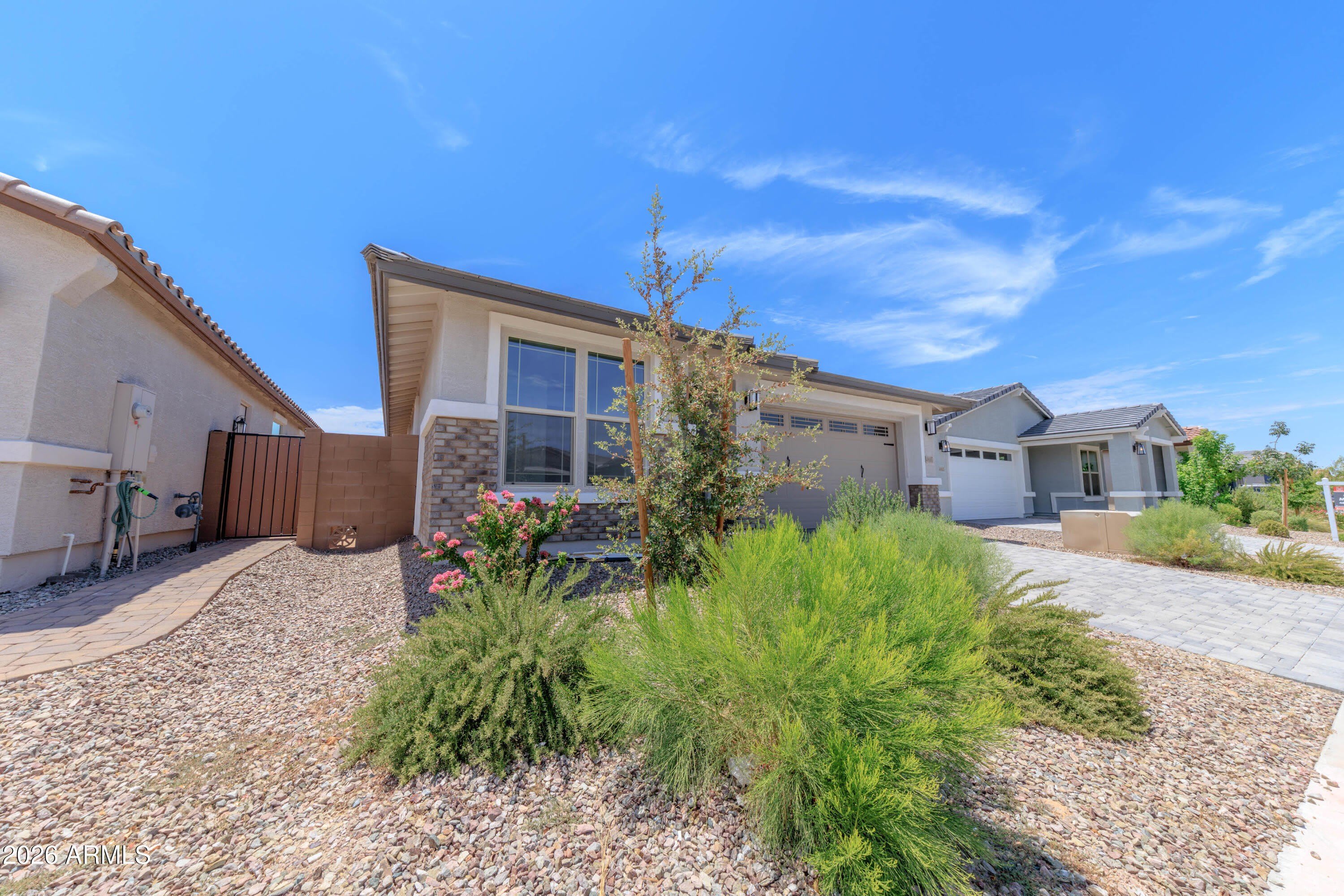 40005 W ELM Drive – photo 1