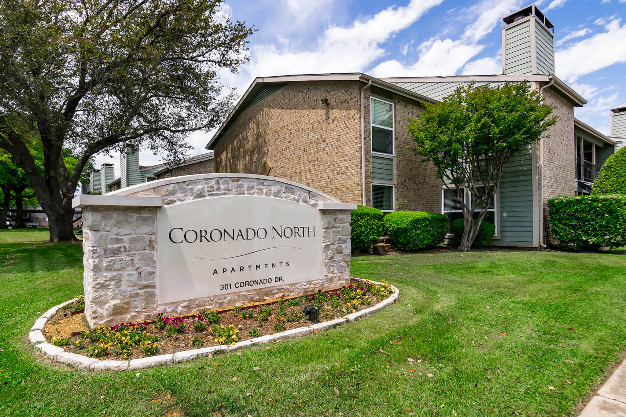 Coronado North Apartments – photo 1