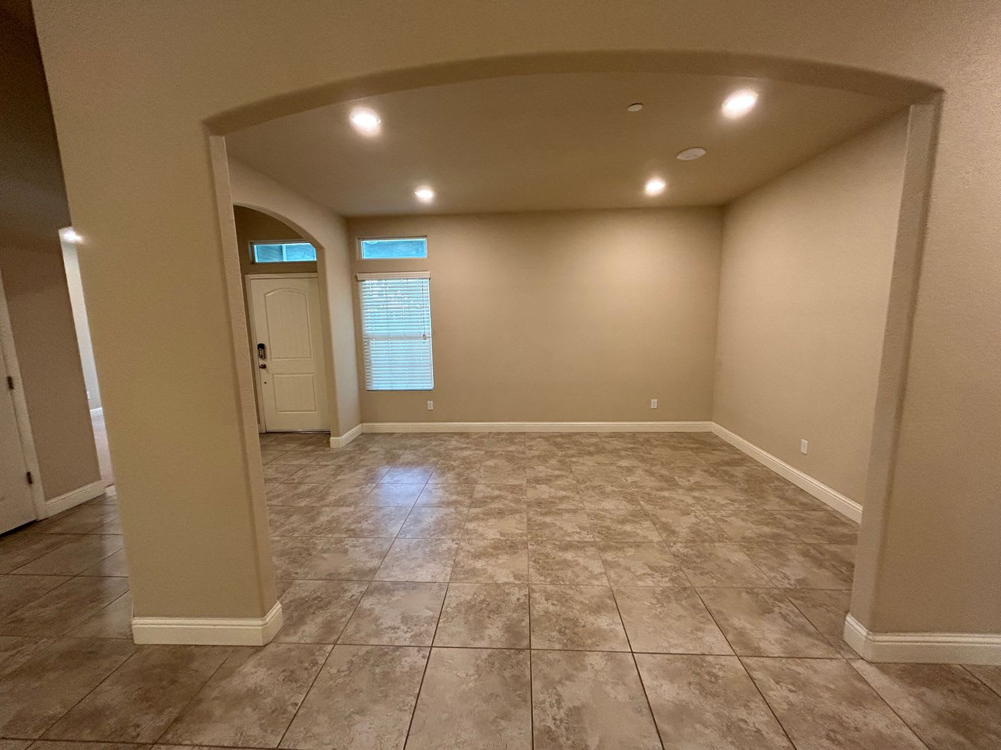3731 W Vine Ave – photo 4