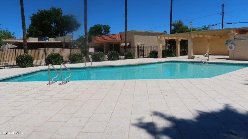 17228 N 16TH Drive – photo 2