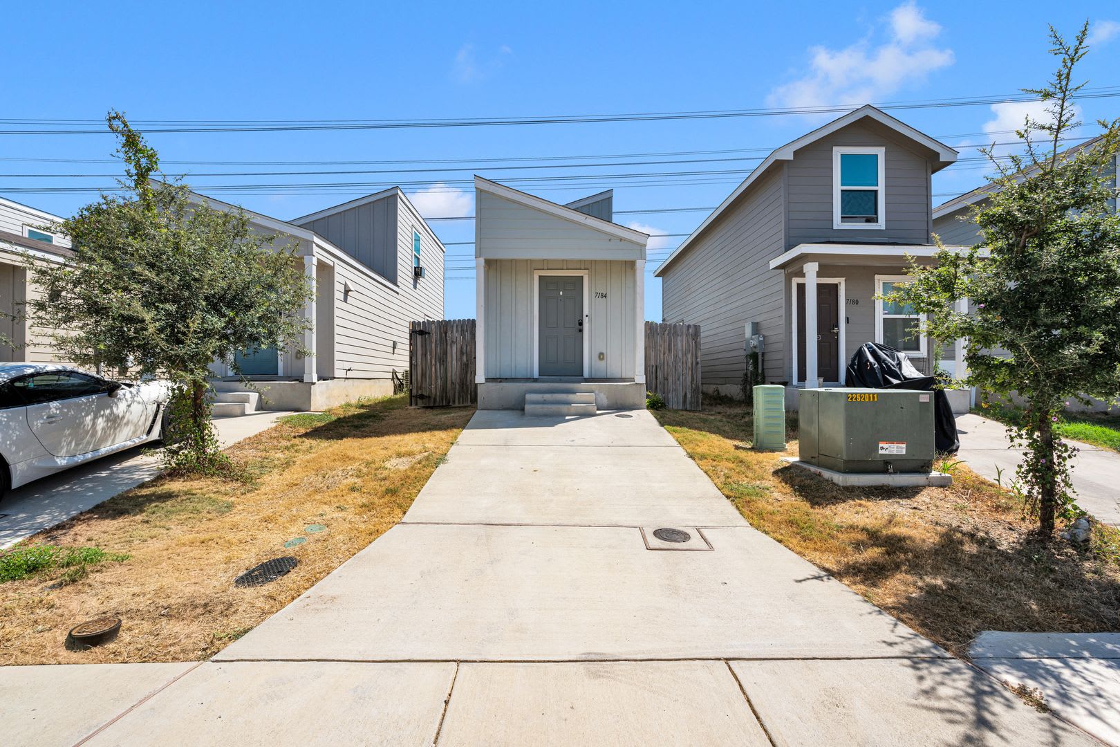 Cozy 1 Bed 1 Bath Home- San Antonio's Northeast Side Near Randolph AFB! – photo 1