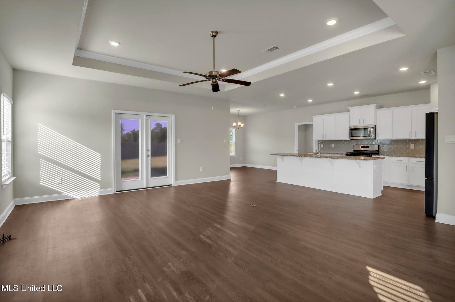 8025 Crawford Drive – photo 4