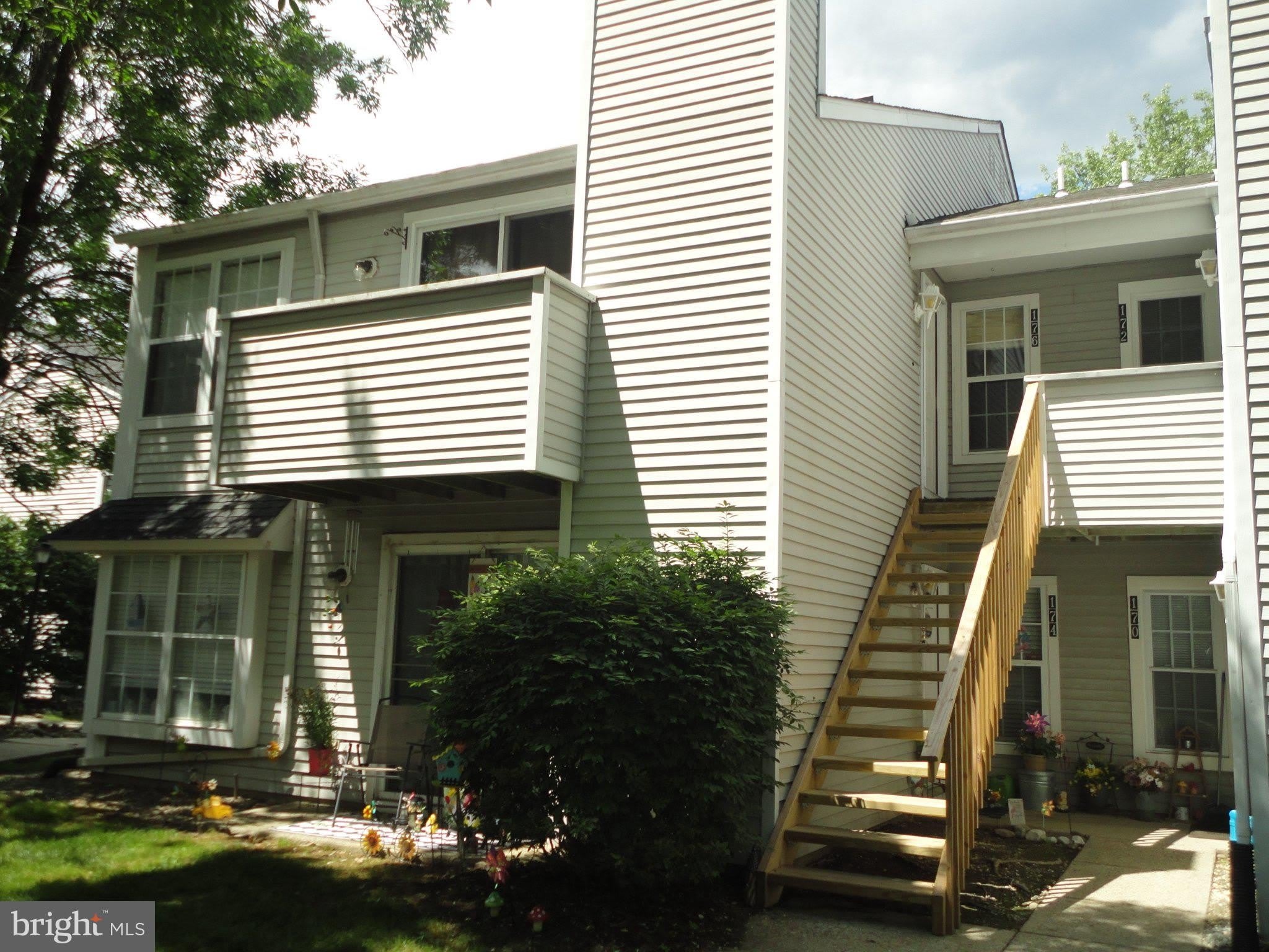 176 MEADOW RIDGE Road – photo 1