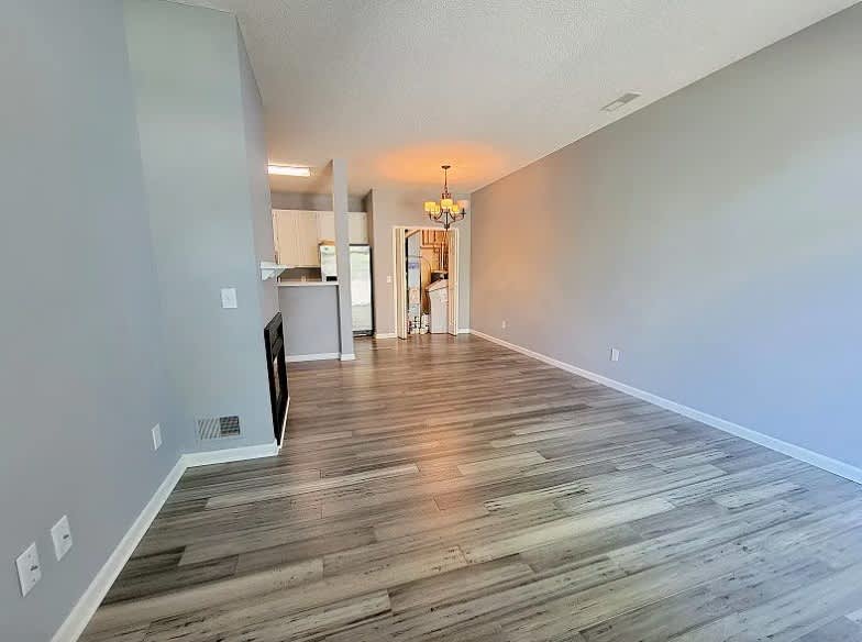 15638 Garnet Way – photo 5