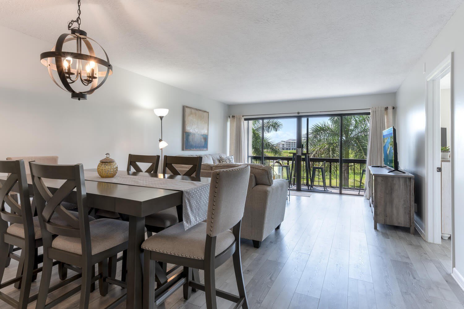 3050 PRESIDENTIAL WAY 101 – photo 1