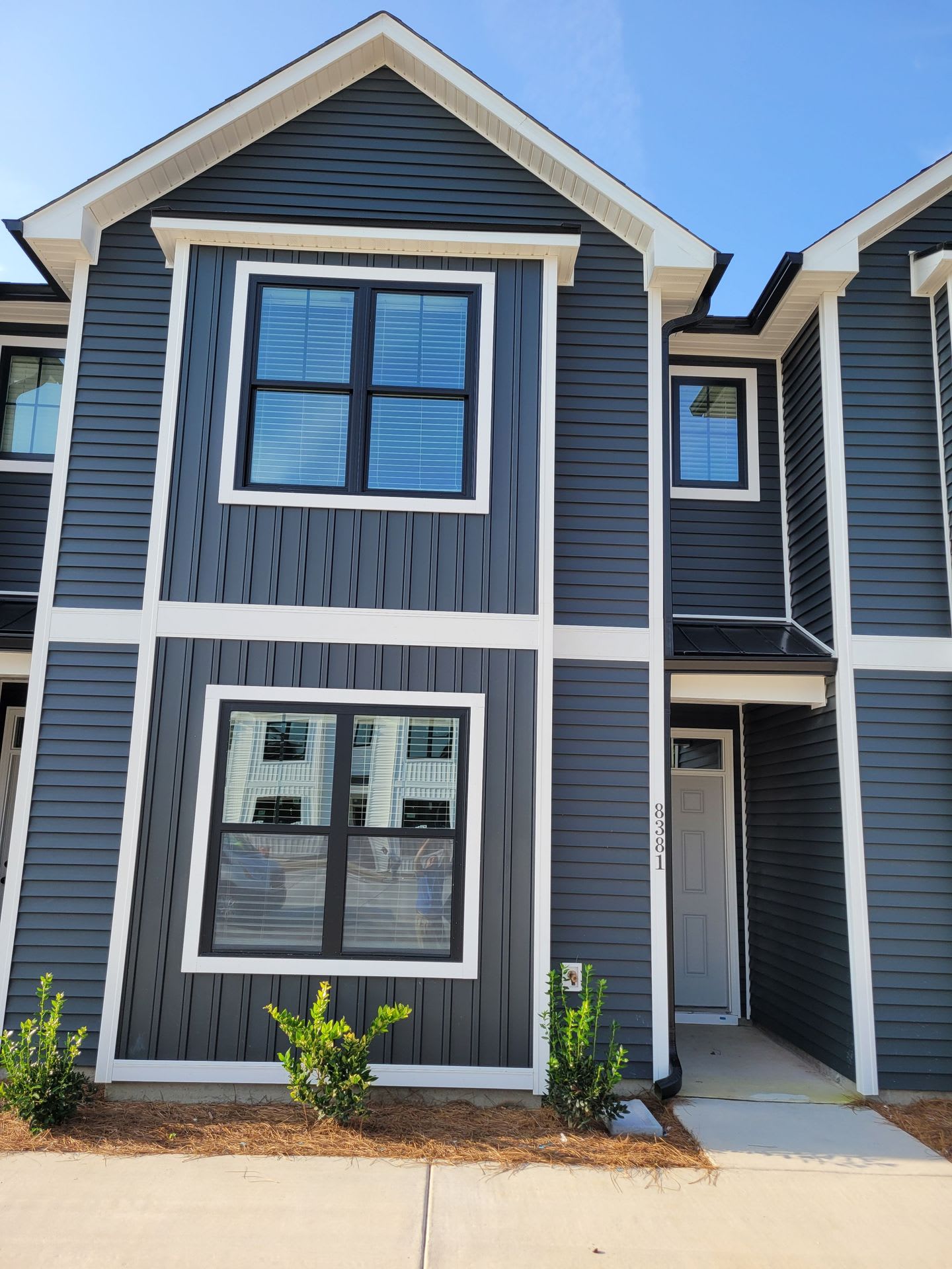 Modern townhome in beautiful Mallory Creek Subdivision – photo 1