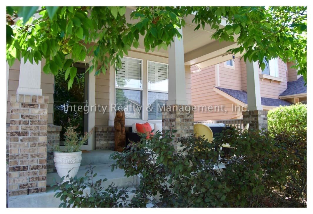 4 Bed/2.5 Bath, 2783 Sq Ft, 10328 Longwood Way – photo 2