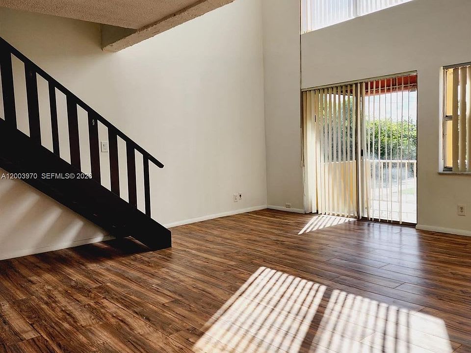 18051 Northwest 68th Avenue – photo 2