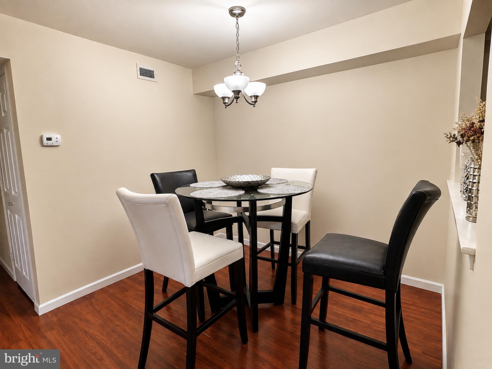 2041 JASON Drive – photo 4