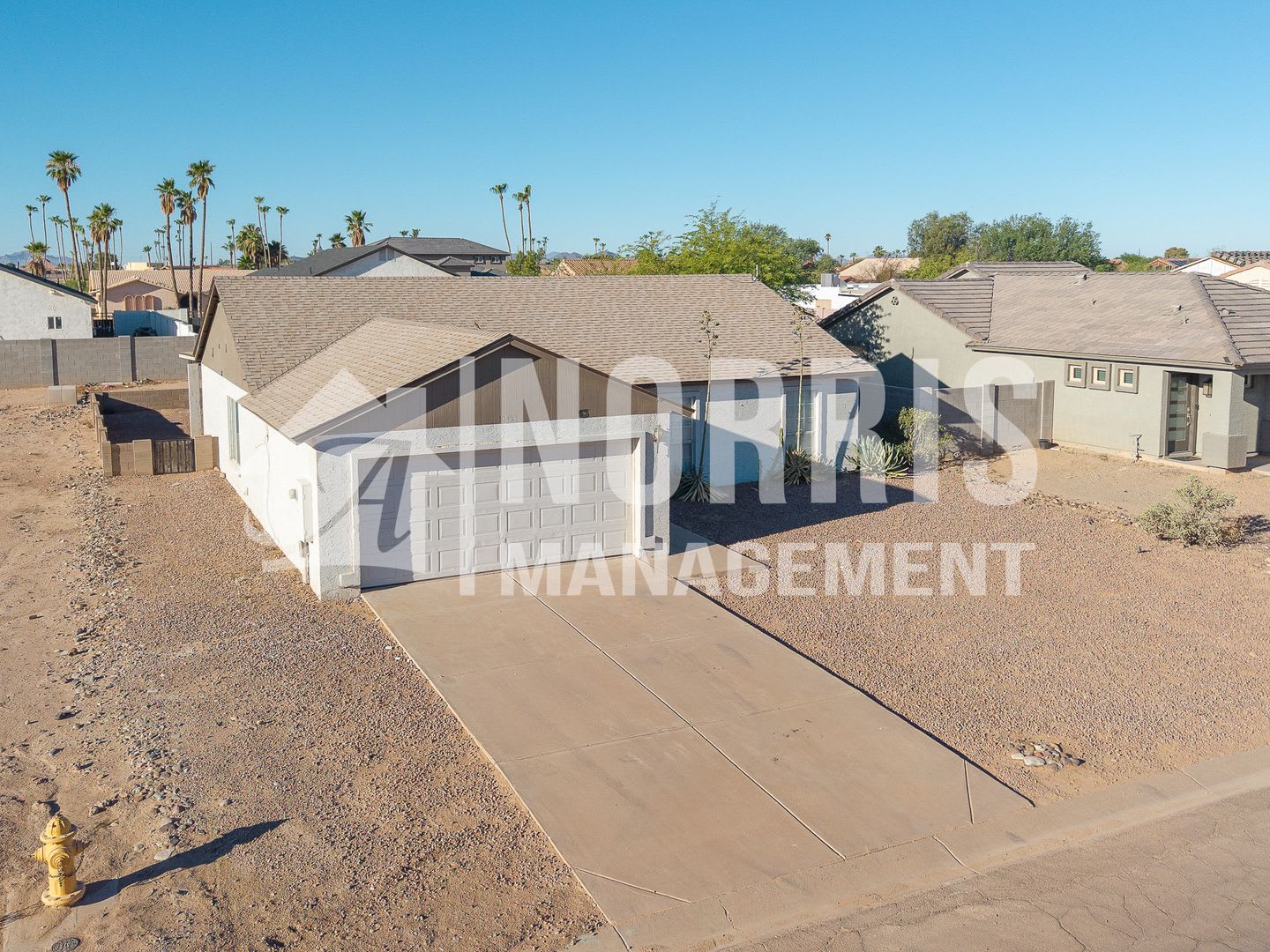 Clean Home with NO HOA in Arizona City – photo 4
