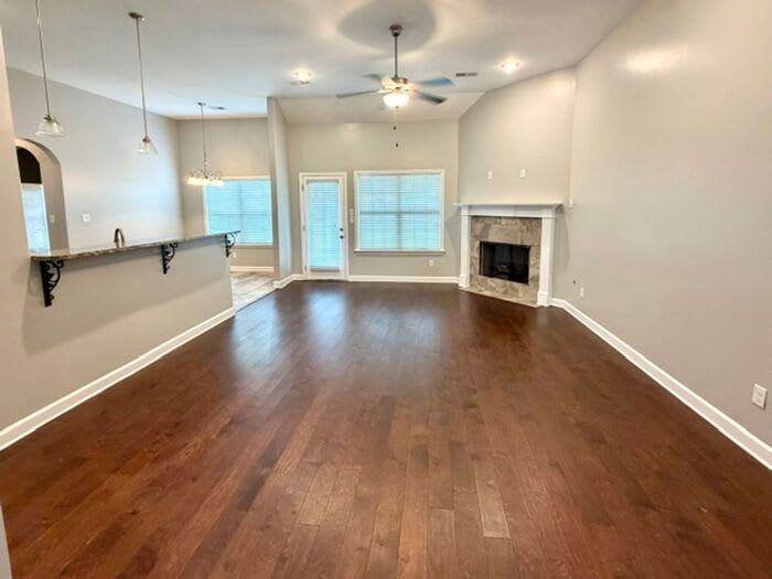 8618 Ainsley Cove – photo 2