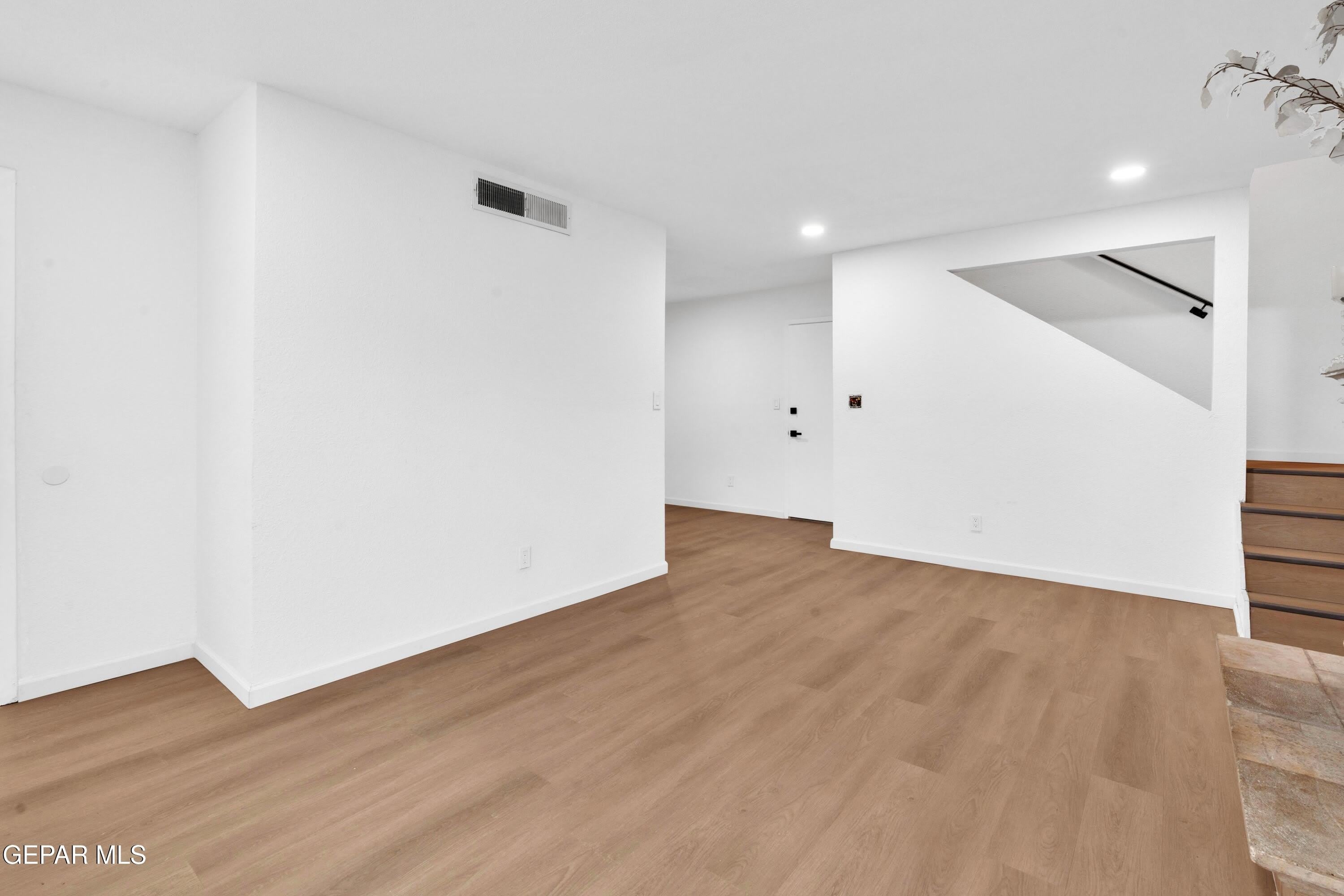 2520 San Jose Avenue – photo 5