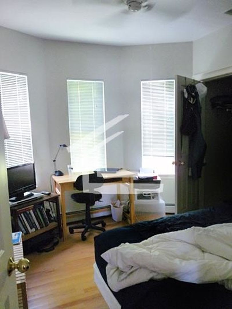 27 Raymond St #1A Boston MA 02134 – photo 5