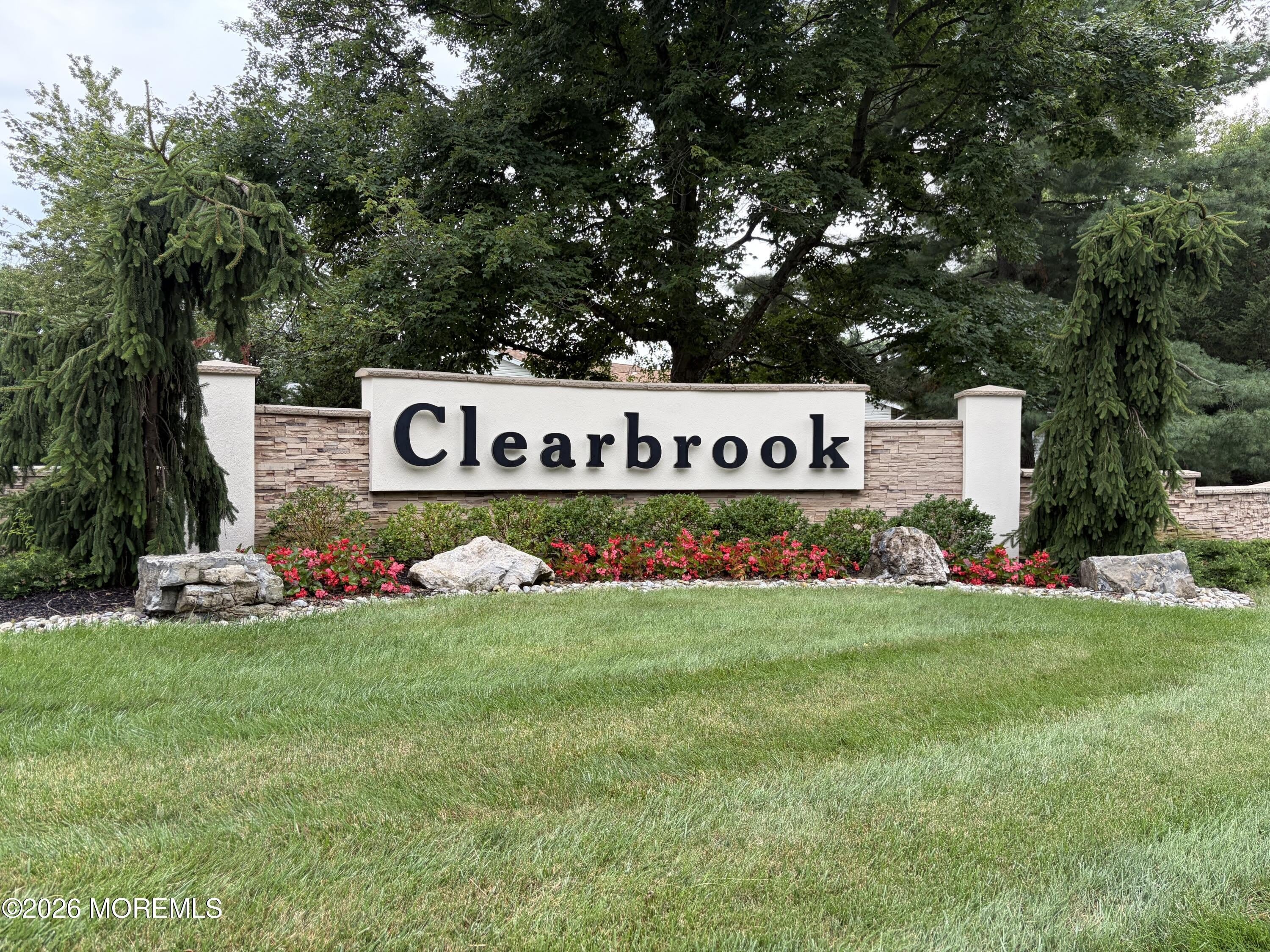 278 Crosse Drive – photo 1