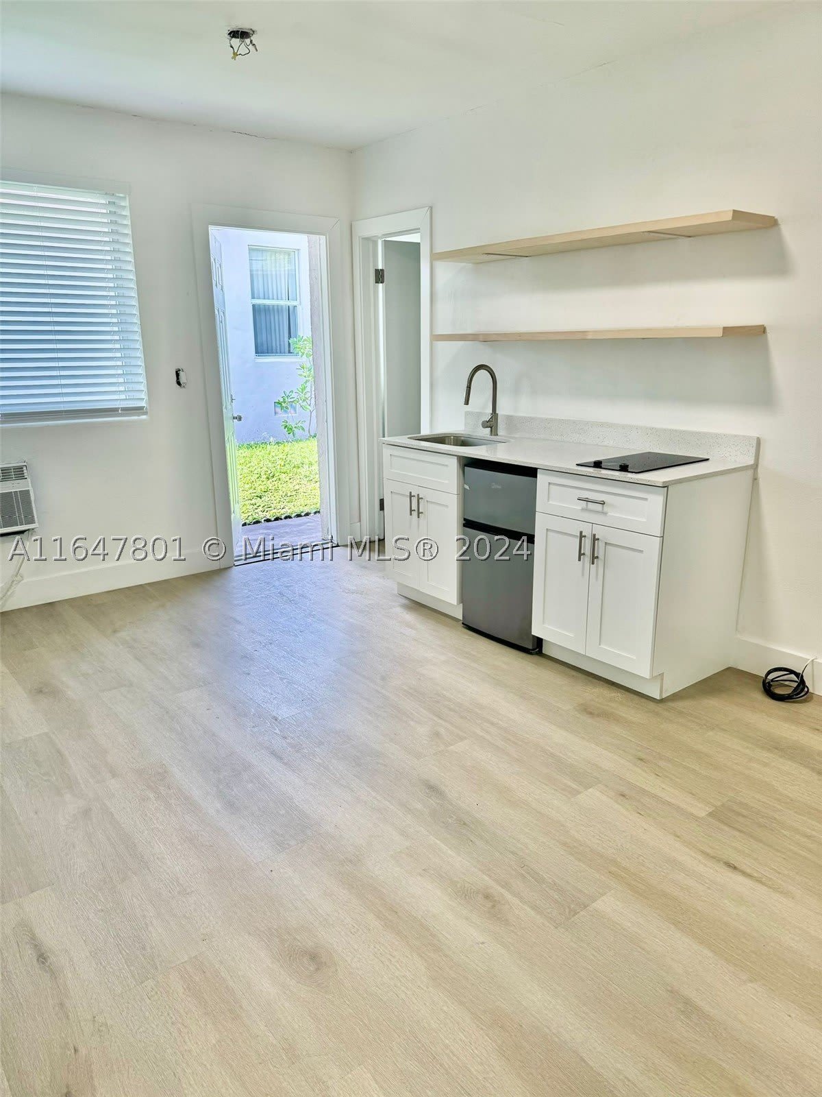800 N federal hwy – photo 4