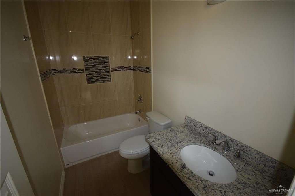 1217 Upas Drive – photo 4