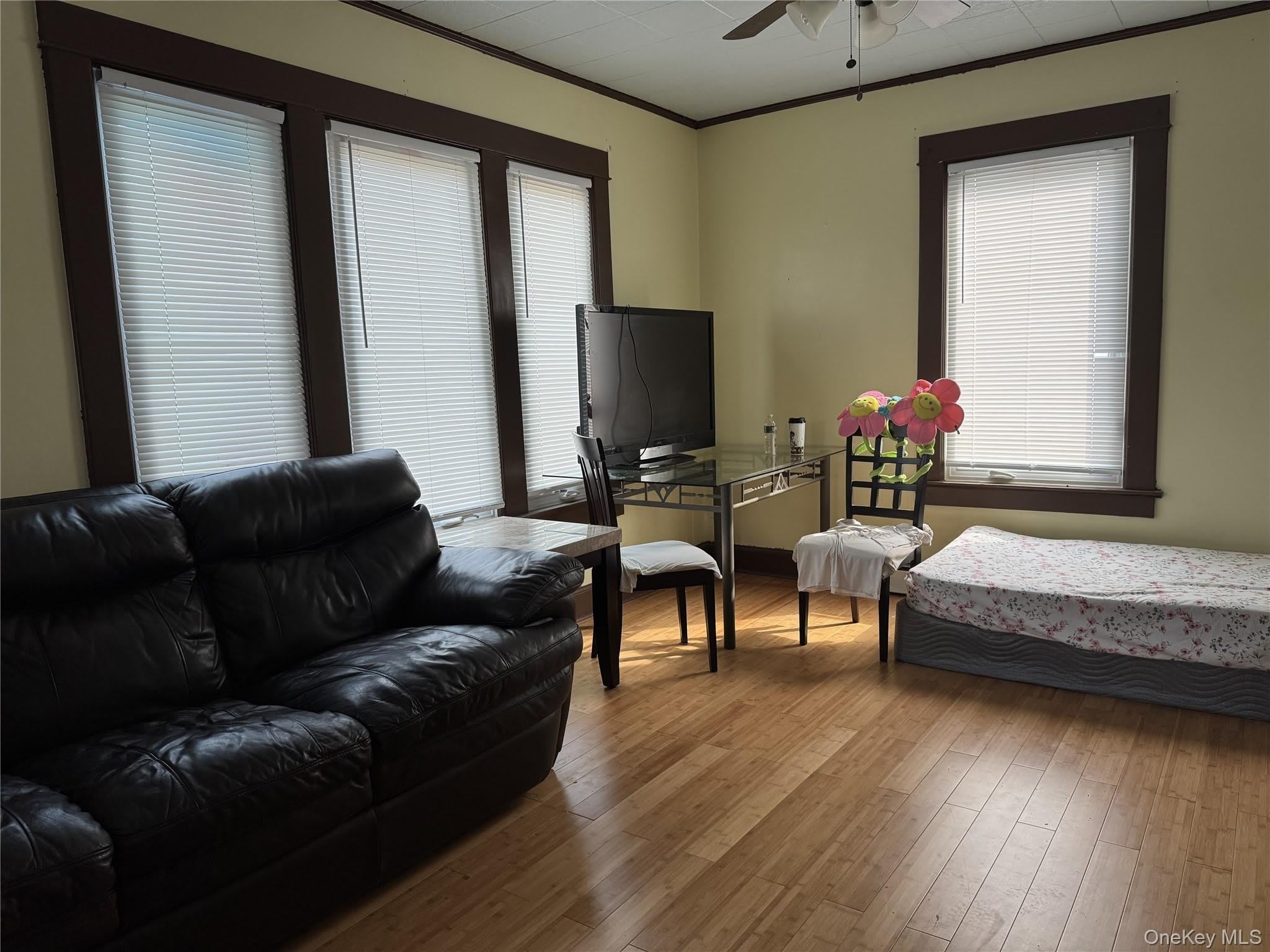 39 Crescent Place – photo 4