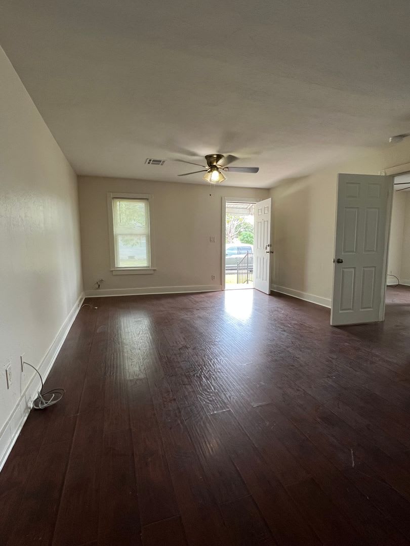 1601 NW Bell- AVAILABLE NOW! – photo 4