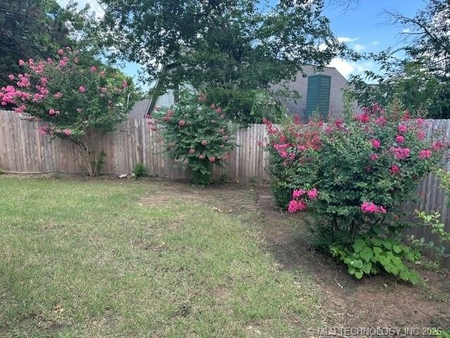 6365 S 85th E Avenue – photo 3