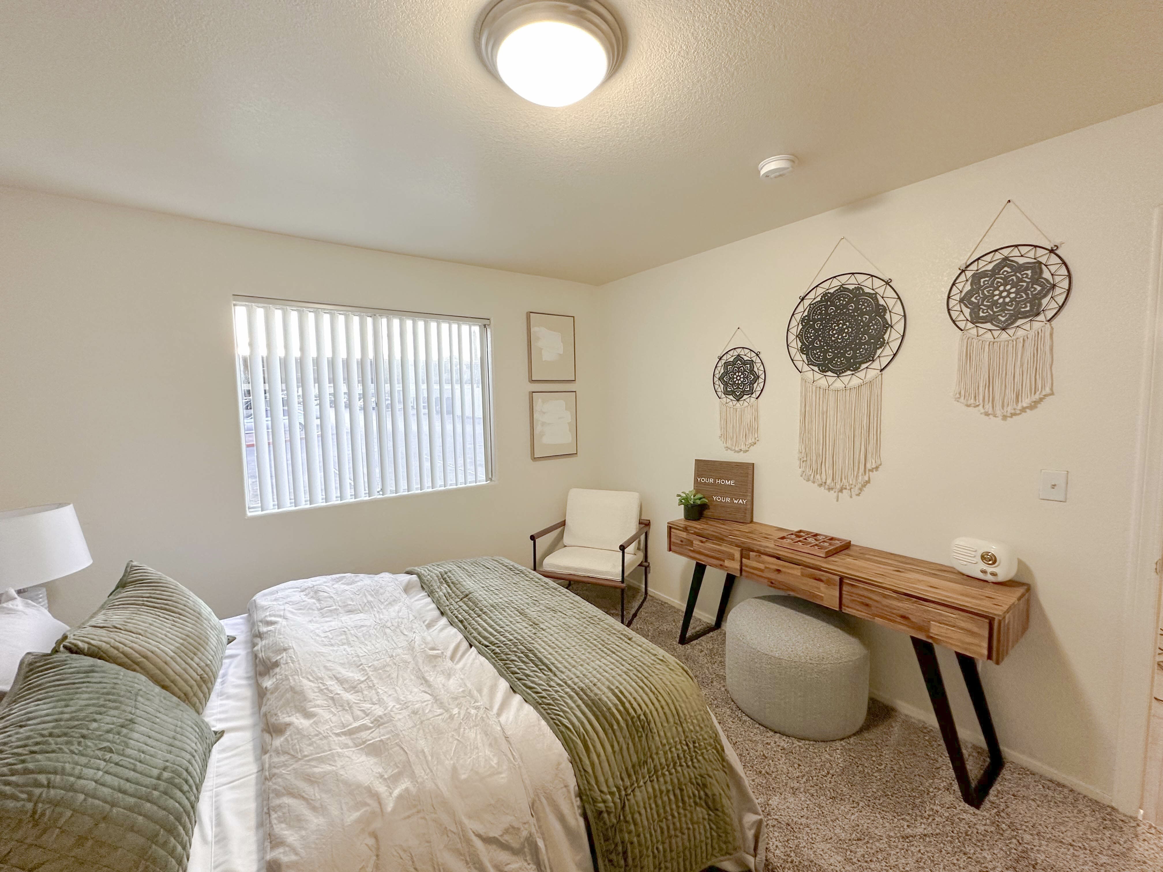 Portola Del Sol Apartment Homes – photo 1