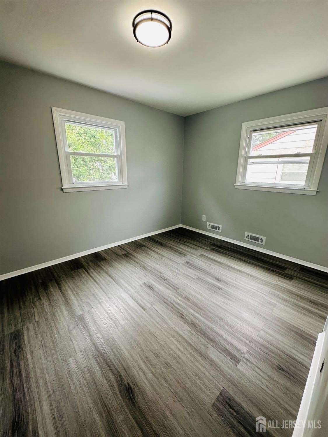 183 E Henry Place E – photo 5