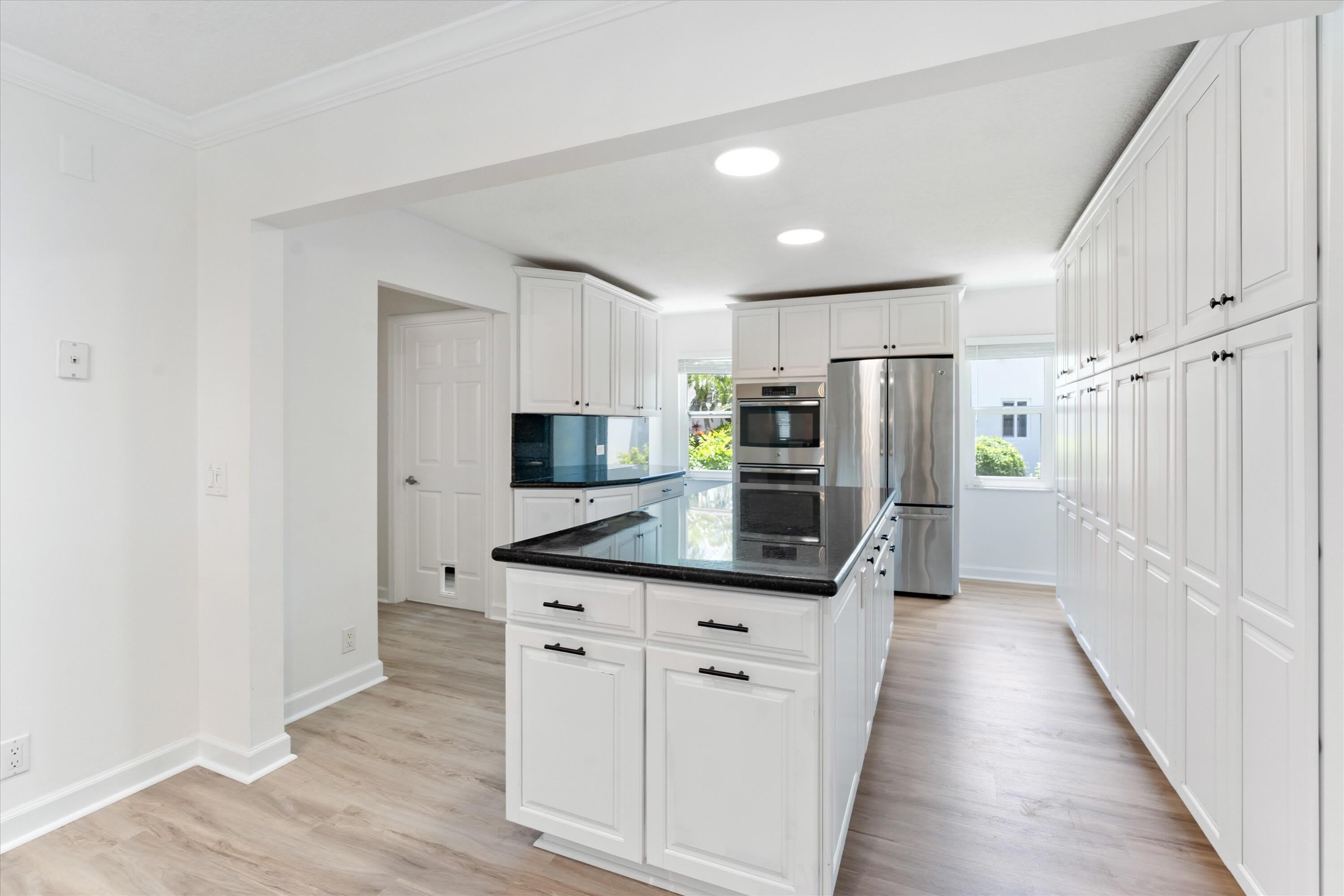 1375 Nw 16Th Street – photo 3