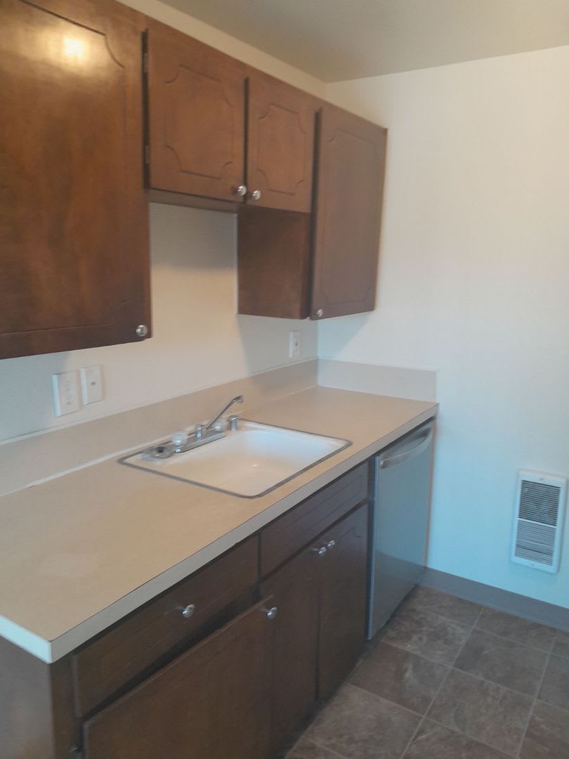 Large Two Bedroom Apartment Homes – photo 5