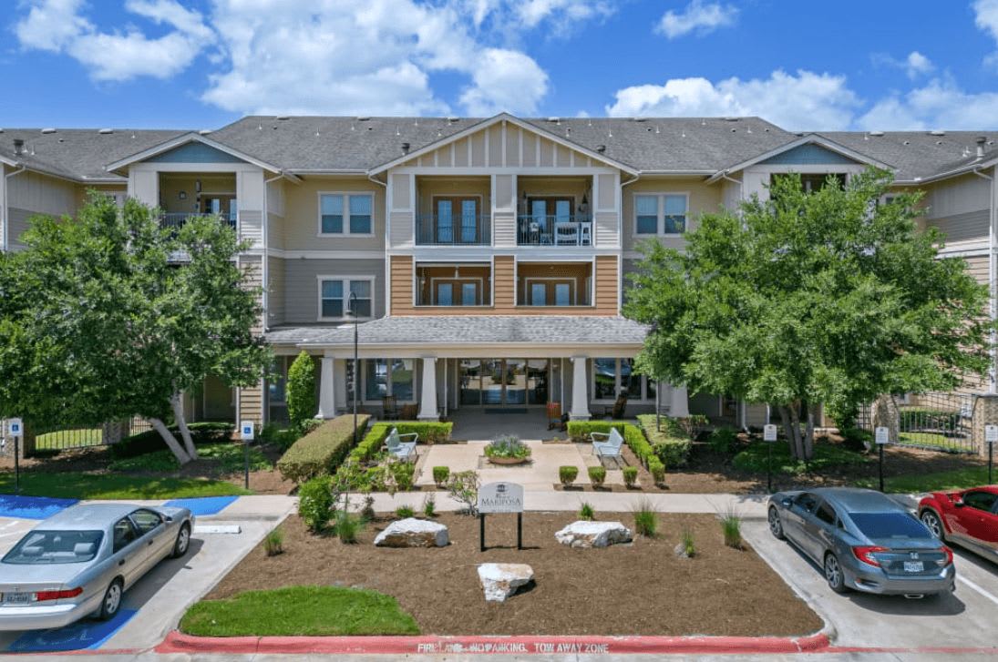 Belle at Bay Colony 55+ Apartments – photo 1