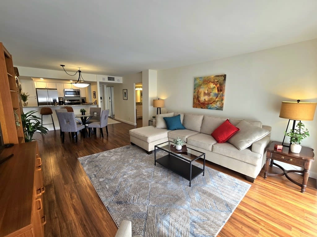 3635 7th Ave – photo 1