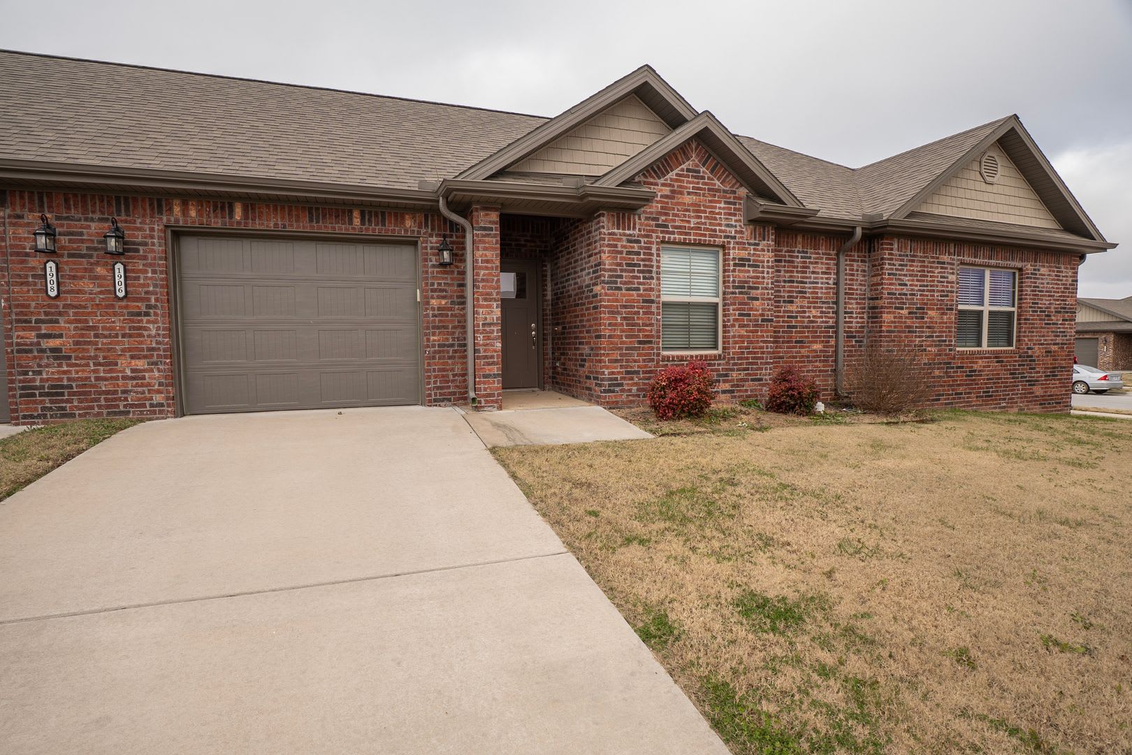 Charming 2 bedroom/2 bathroom in Pea Ridge! – photo 2