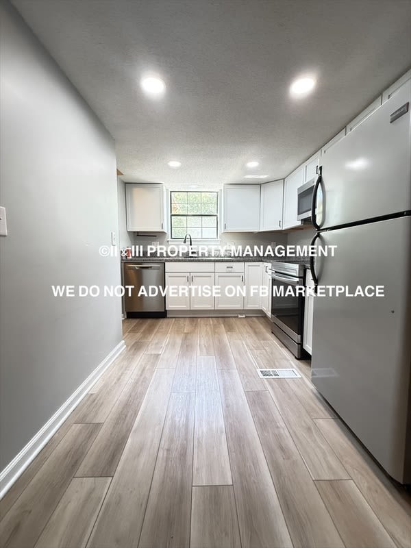 1933 Lawrence Court – photo 4