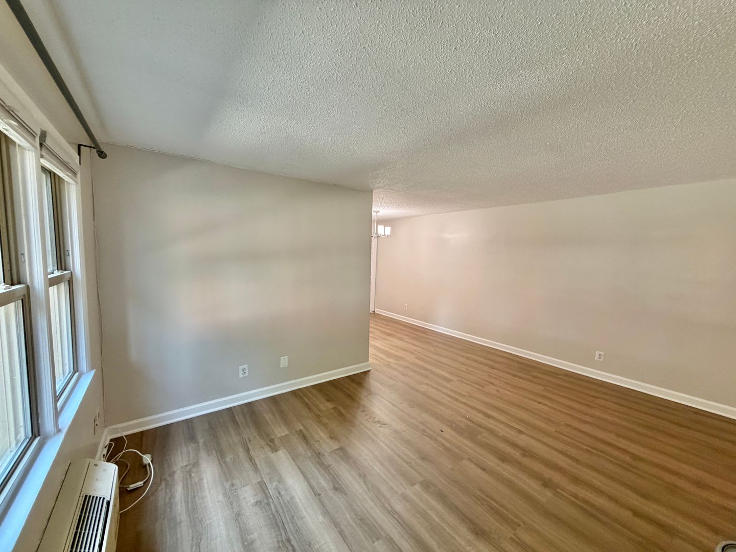 NEW LOWER PRICE! Arlington Gazebo Love, One Bedroom Close to Everything near Ballston – photo 4