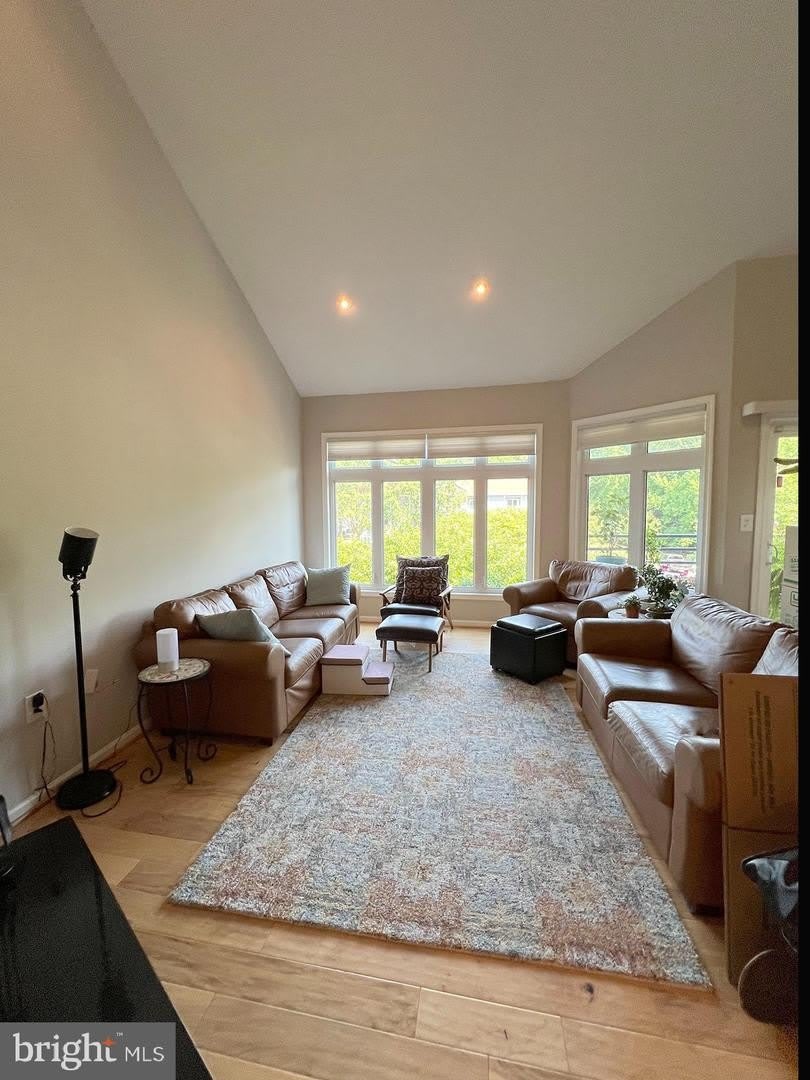 1129 LAKE HERON DR #3A – photo 2