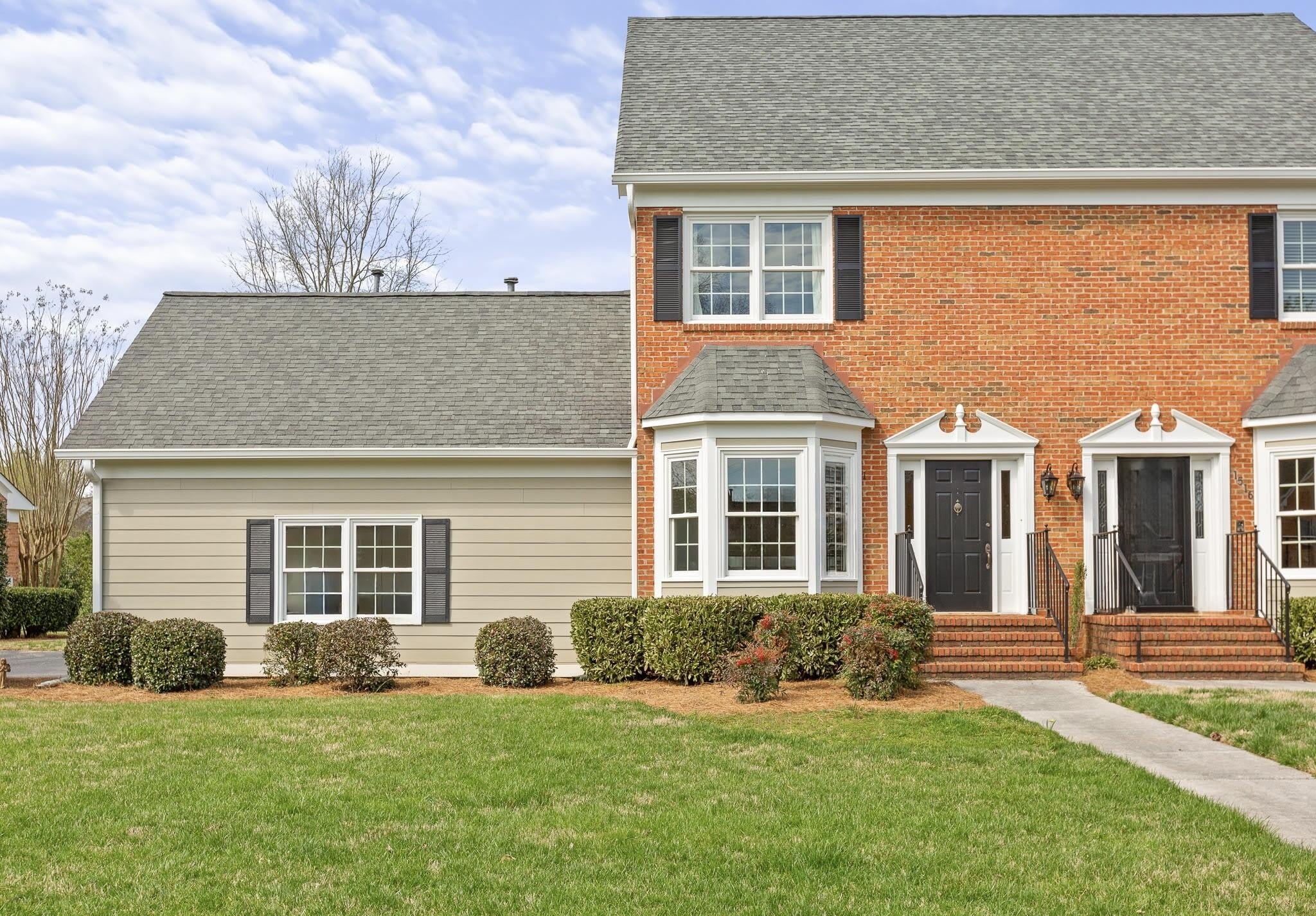 1518 Heritage Landing Drive – photo 1