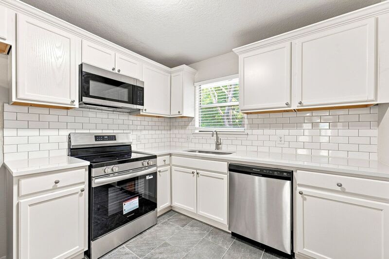 2764 N Barcelona Ave – photo 1