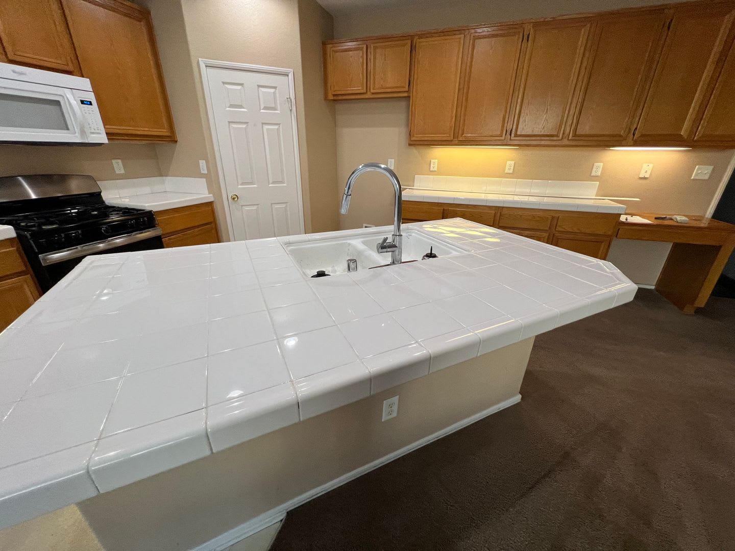 Four Bedroom Three Bathroom Home in Murrieta – photo 5