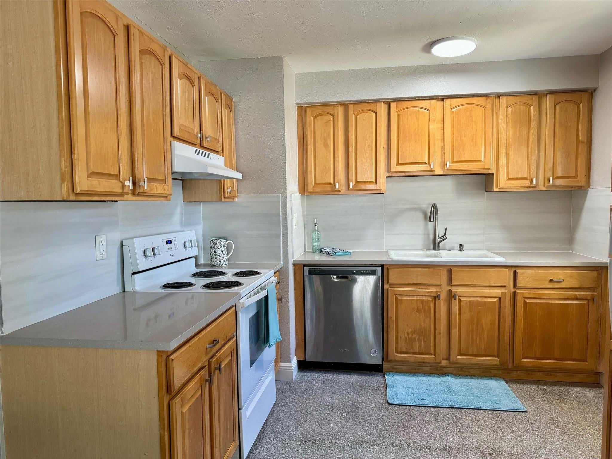 2624 NE 8th Court – photo 5