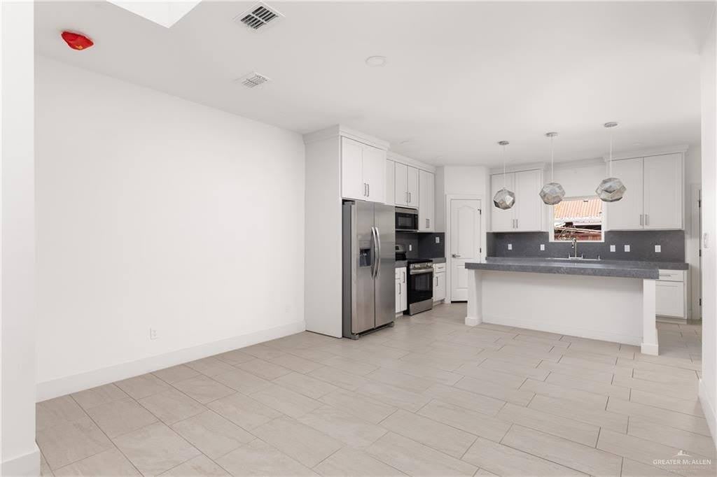 2339 South 42Nd Lane – photo 3