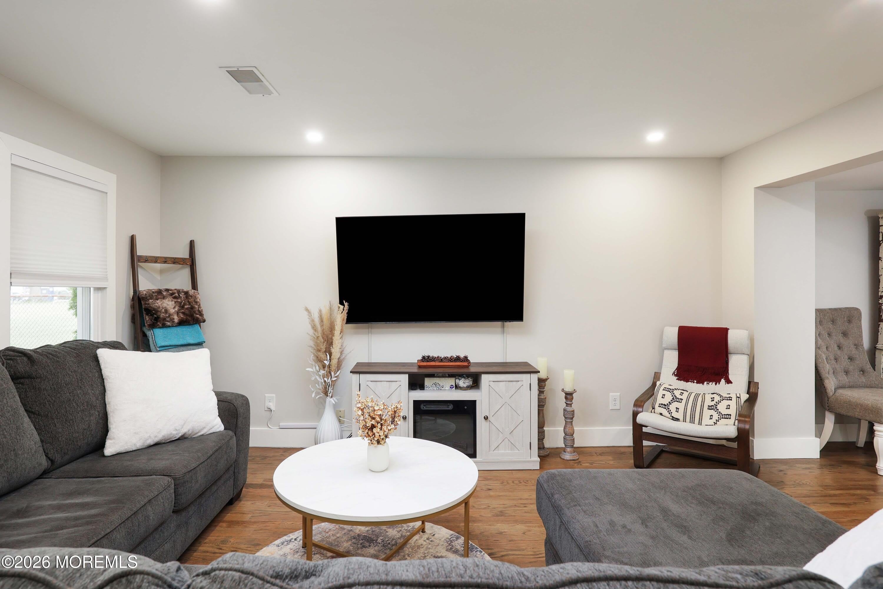 17 Clinton Street – photo 5