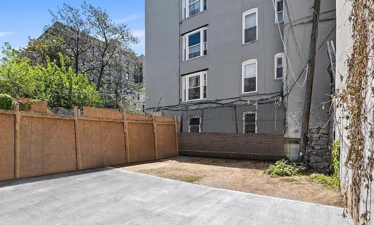444 Cyrus Place – photo 3