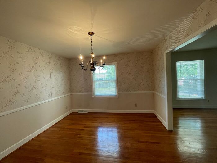 7327 Meadowdale Lane – photo 4