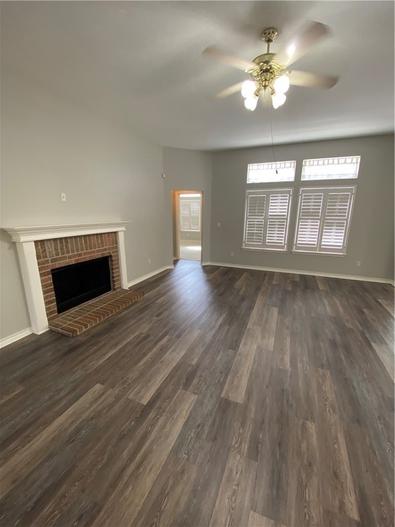 7122 Lindenwood Drive – photo 3
