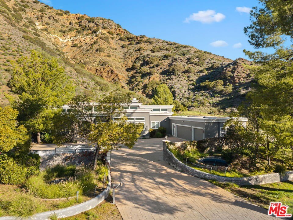 3699 Kanan Rd – photo 1