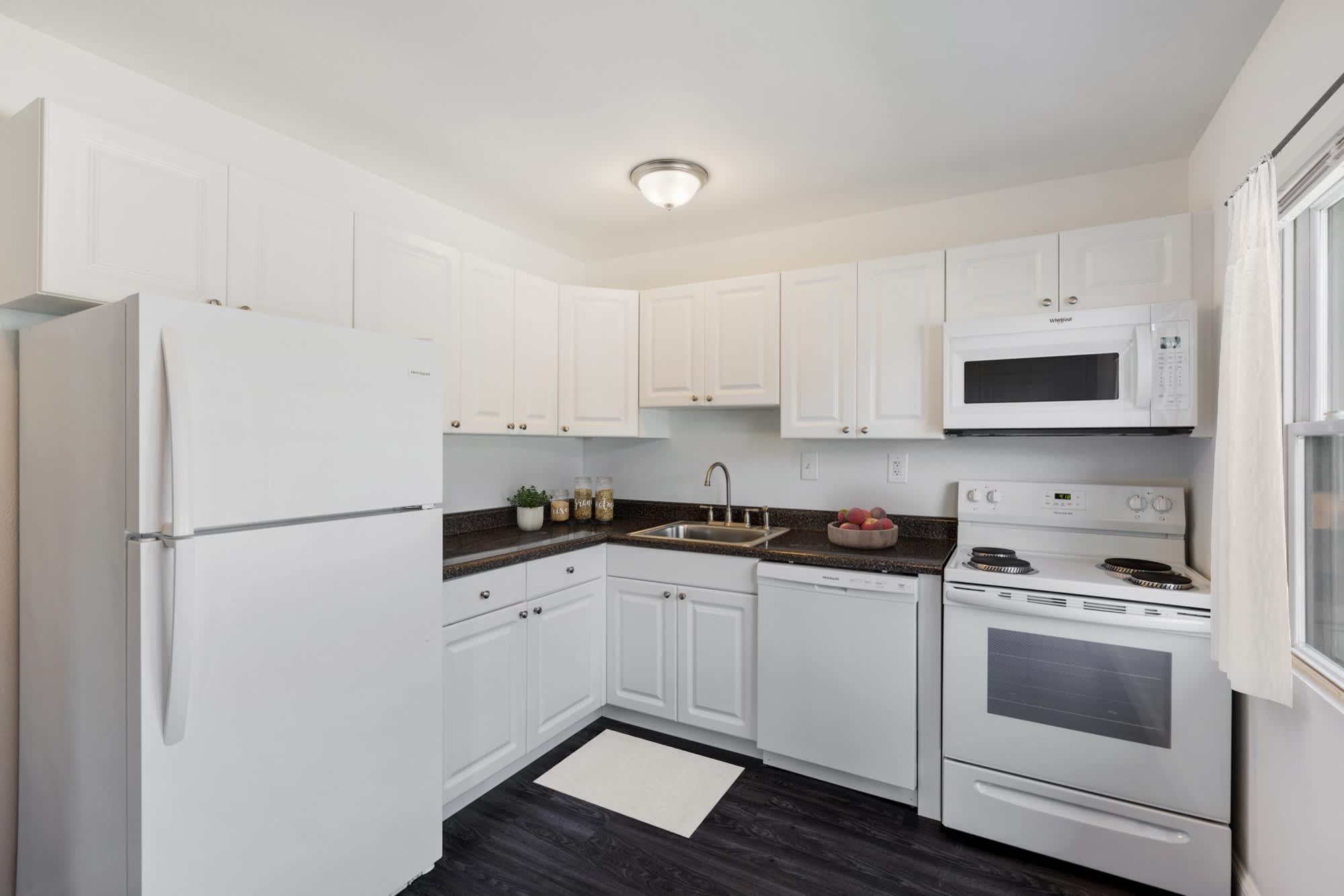 Westgate Village Apartments – photo 4