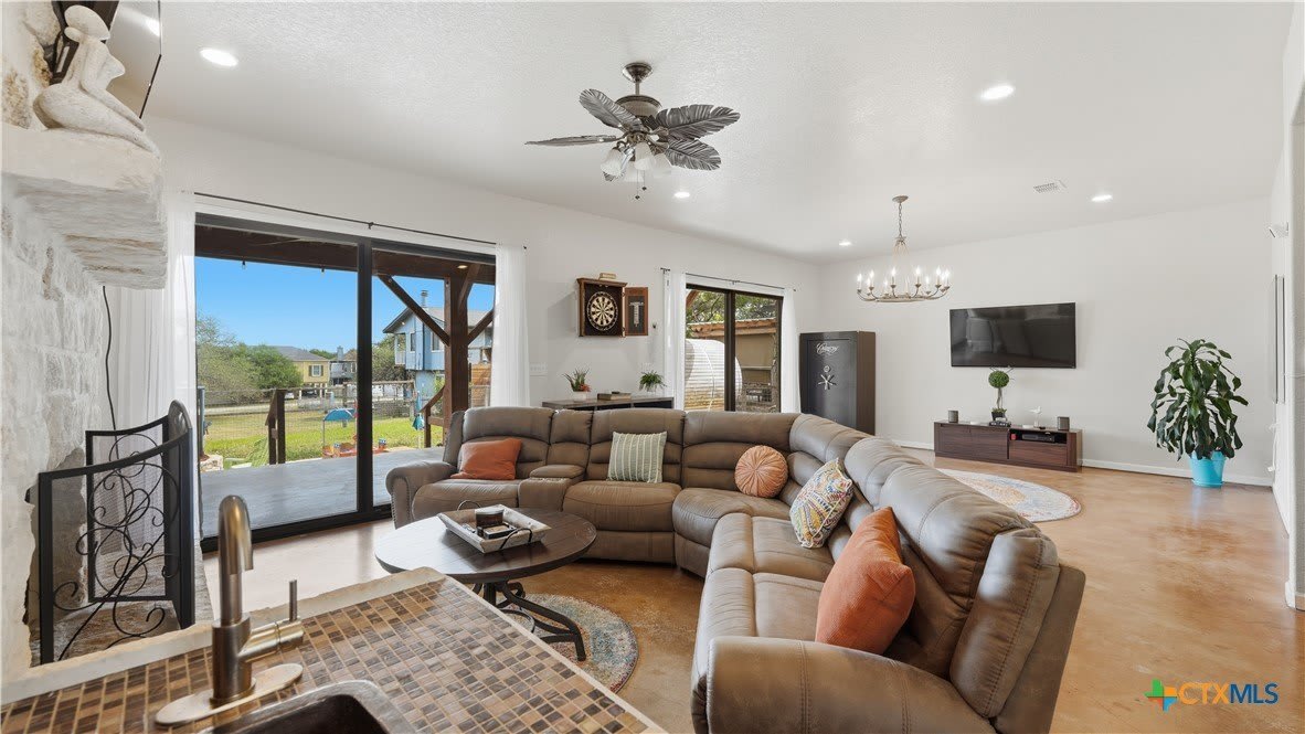 628 Country Lane – photo 4