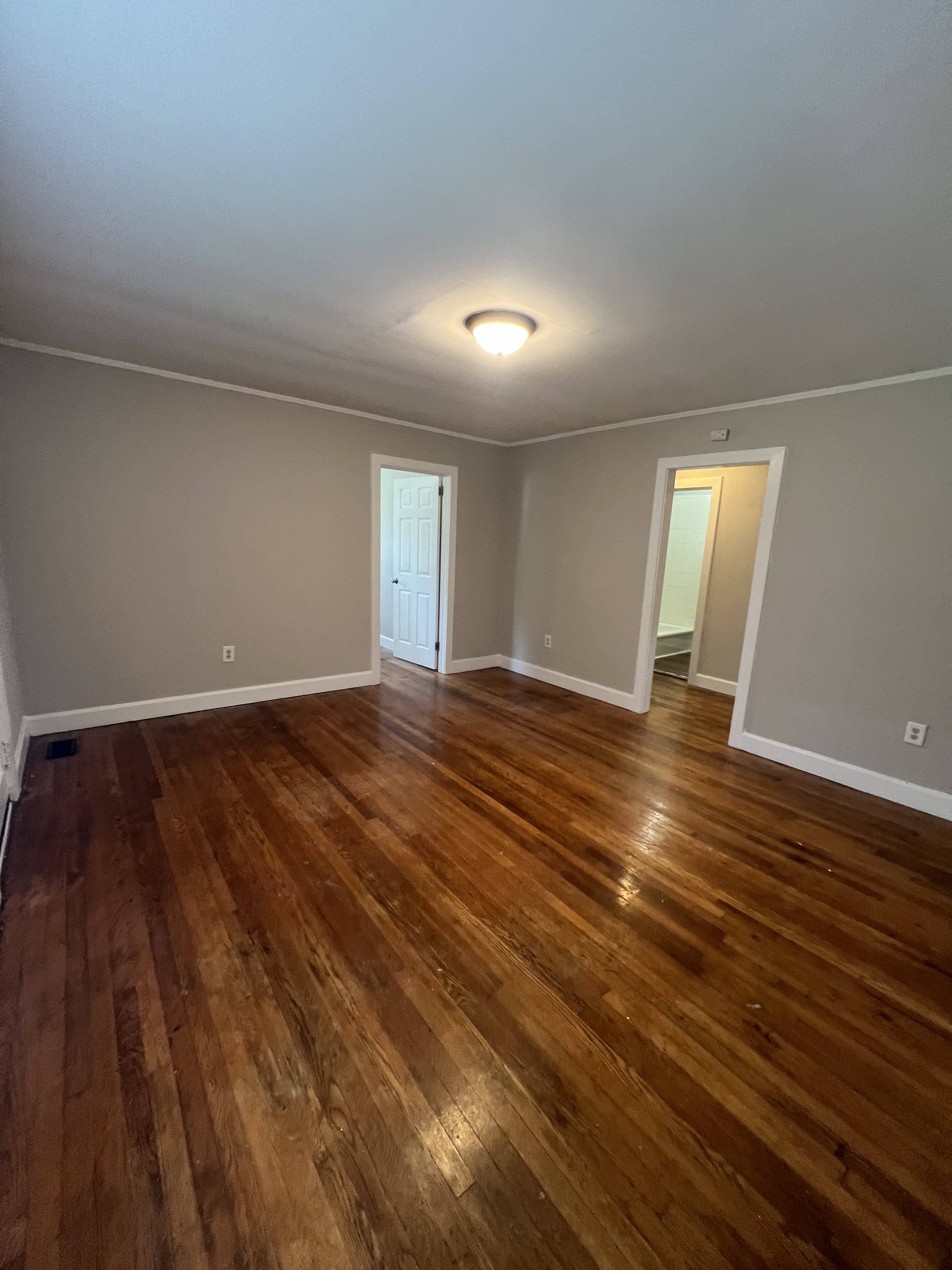 414 W Wilkins St – photo 3