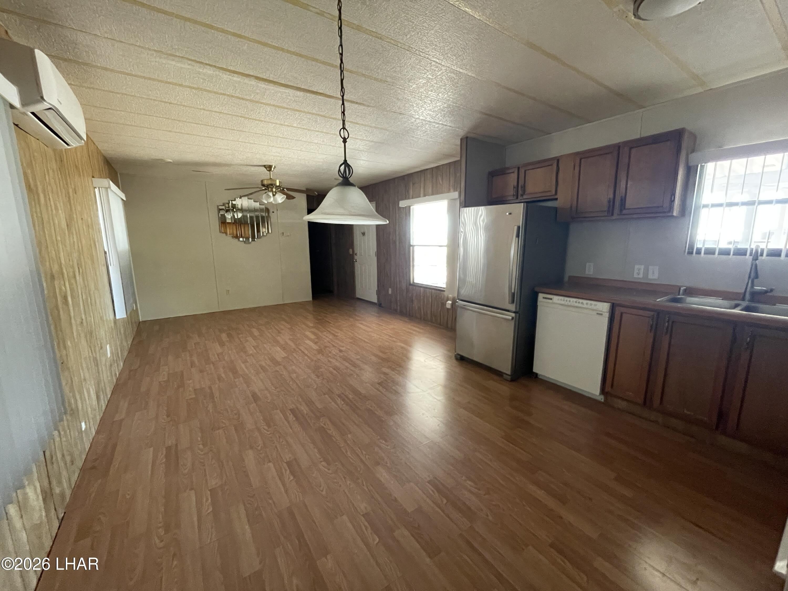 2575 Donna Dr – photo 3