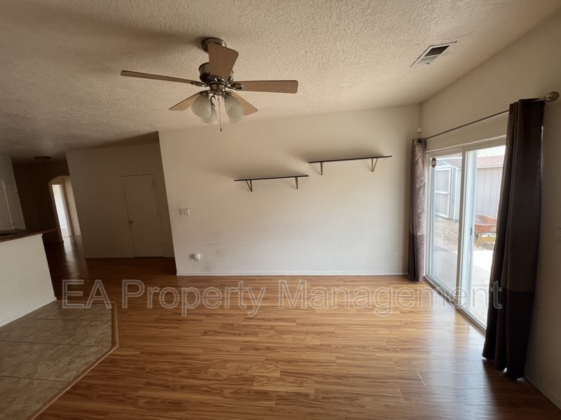 2605 Sarita Ave NW – photo 5
